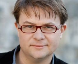 Ian S. Port - Professional null Speaker