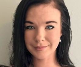 Eva Mackinley - Professional null Speaker