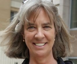 Jeanne Pinder - Professional null Speaker