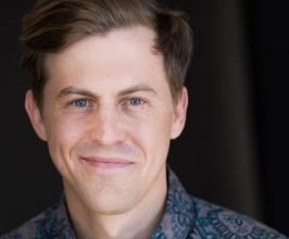 Alex Moffat - Professional null Speaker