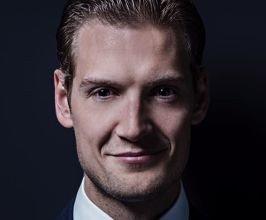 Alex Johnson - Professional Speakers Booking