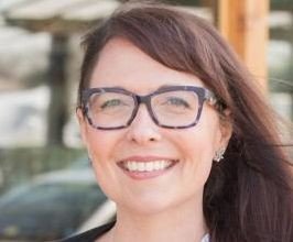 Erica McMannes - Professional null Speaker