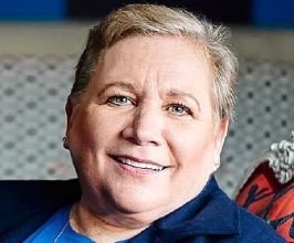 Lillie Shockney - Professional Speakers Booking