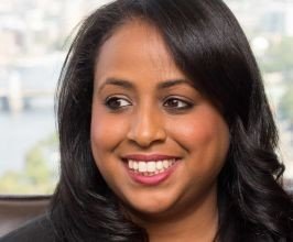 Saron Tesfalul - Professional null Speaker