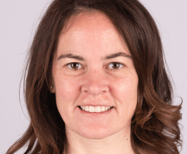 Annie Linskey - Professional null Speaker