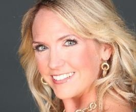 Kelly Riddell - Professional null Speaker