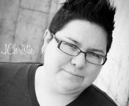 Robyn Henderson - Professional null Speaker