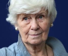 Jane Gardam - Professional null Speaker