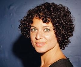 Sarah Kaminsky - Professional null Speaker