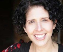 Robyn Okrant - Professional null Speaker