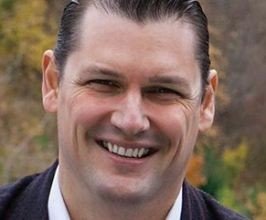 Hunter Tura - Professional null Speaker