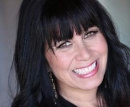 Gina Kloes - Professional null Speaker