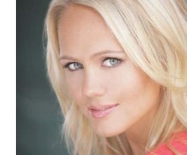 Sofia Dickens - Professional null Speaker