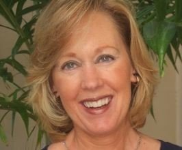 Crystal Bowman - Professional null Speaker