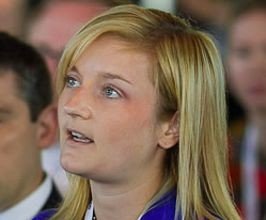 Jenn Gustetic - Professional Speakers Booking