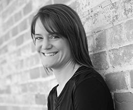 Sara Shepard - Professional null Speaker