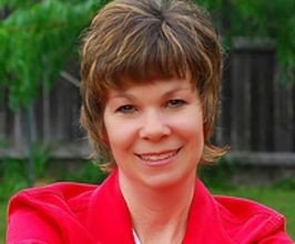 Leanna Ellis - Professional null Speaker