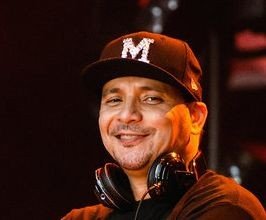 Mix Master Mike - Professional null Speaker
