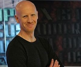 Tim Cadogan - Professional null Speaker