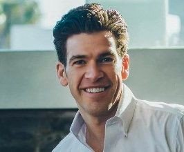 Brendan Wallace - Professional null Speaker