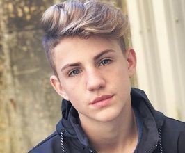 MattyB Raps - Professional null Speaker