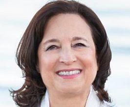 Nancy Thayer - Professional null Speaker