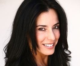 Wanda Colon - Professional Speakers Booking