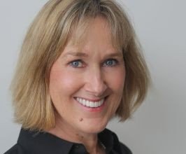 Karen Cator - Professional null Speaker