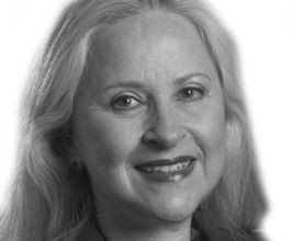 Larraine Segil - Professional null Speaker