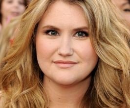 Jillian Bell - Professional null Speaker