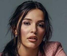 Lennon Stella - Professional null Speaker