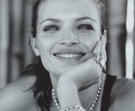 Esther Canadas - Professional null Speaker