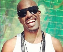 Yonas  - Professional null Speaker