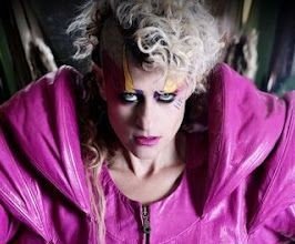 Peaches  - Professional null Speaker