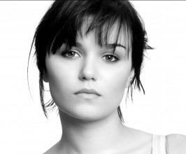 Samantha Barks - Professional null Speaker