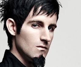 Pendulum  - Professional null Speaker