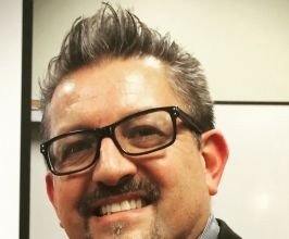 Lalo Alcaraz - Professional Speakers Booking