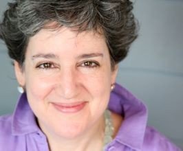 Julie Burstein - Professional null Speaker