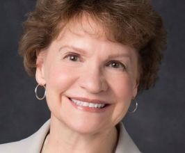 Beverly Lewis - Professional null Speaker