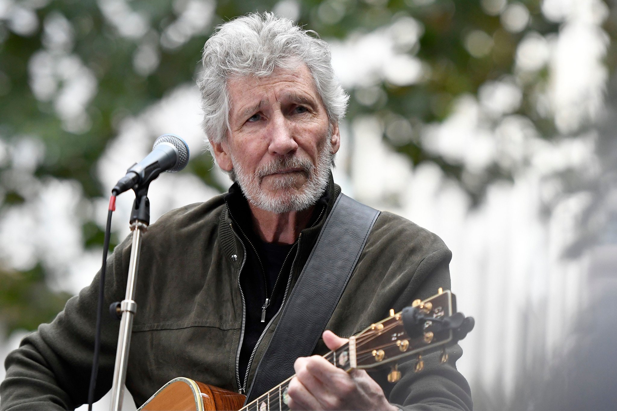 Roger Waters - Professional Speakers Booking
