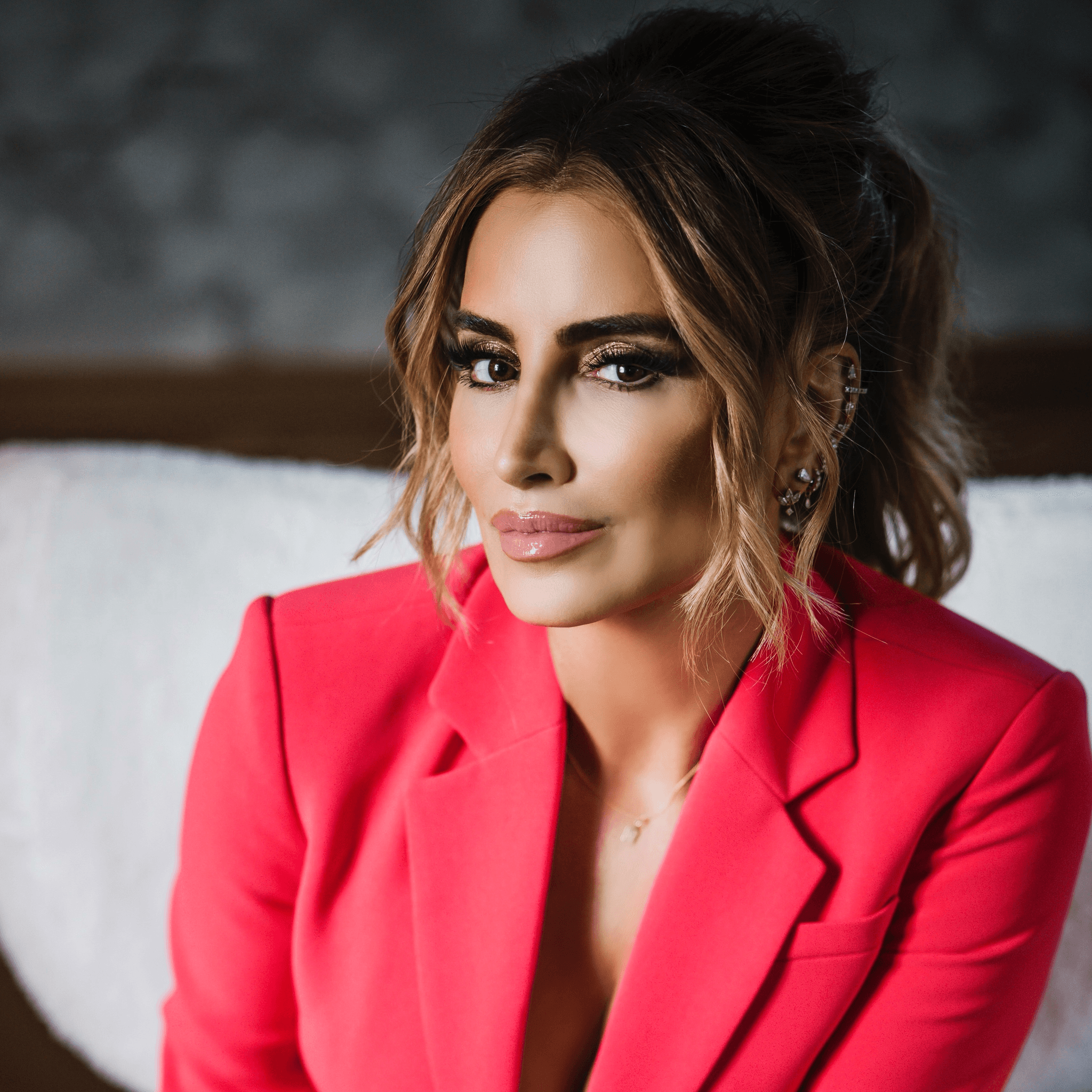 Dr. Venus Nicolino - Professional Speakers Booking