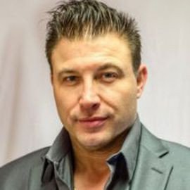 Michael Bell - Professional null Speaker