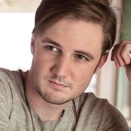 Seth Ennis - Professional null Speaker