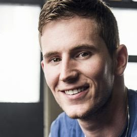 Chris Norton - Professional null Speaker