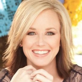 Kristen Kelly - Professional null Speaker