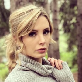 Lauren Southern - Professional null Speaker