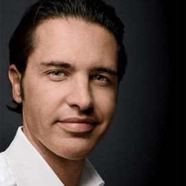 Sean Yazbeck - Professional null Speaker