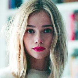 Florrie  - Professional null Speaker