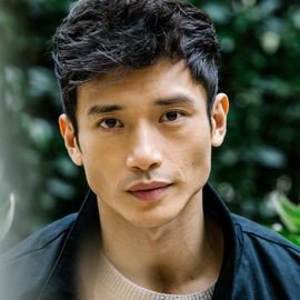 Manny Jacinto - Professional null Speaker