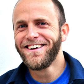 Aaron Moore - Professional Speakers Booking